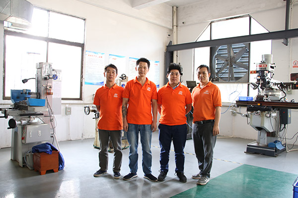 圣恩迪圣恩迪連接器研發技術團隊.jpg 圣恩迪圣恩迪連接器研發技術團隊.jpg