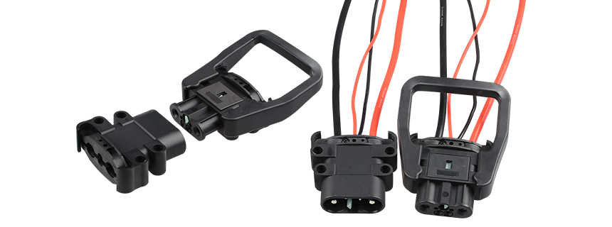 圣恩迪插頭與REMA連接器2.jpg 圣恩迪插頭與REMA連接器2.jpg